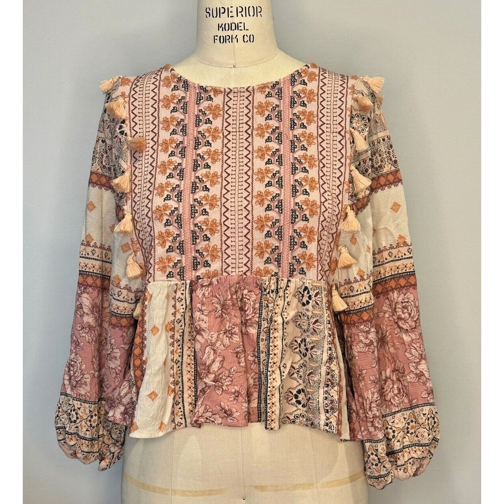 American Eagle AEO Blouse Floral Bell Sleeve Boho Peasant Sz Small Peplum